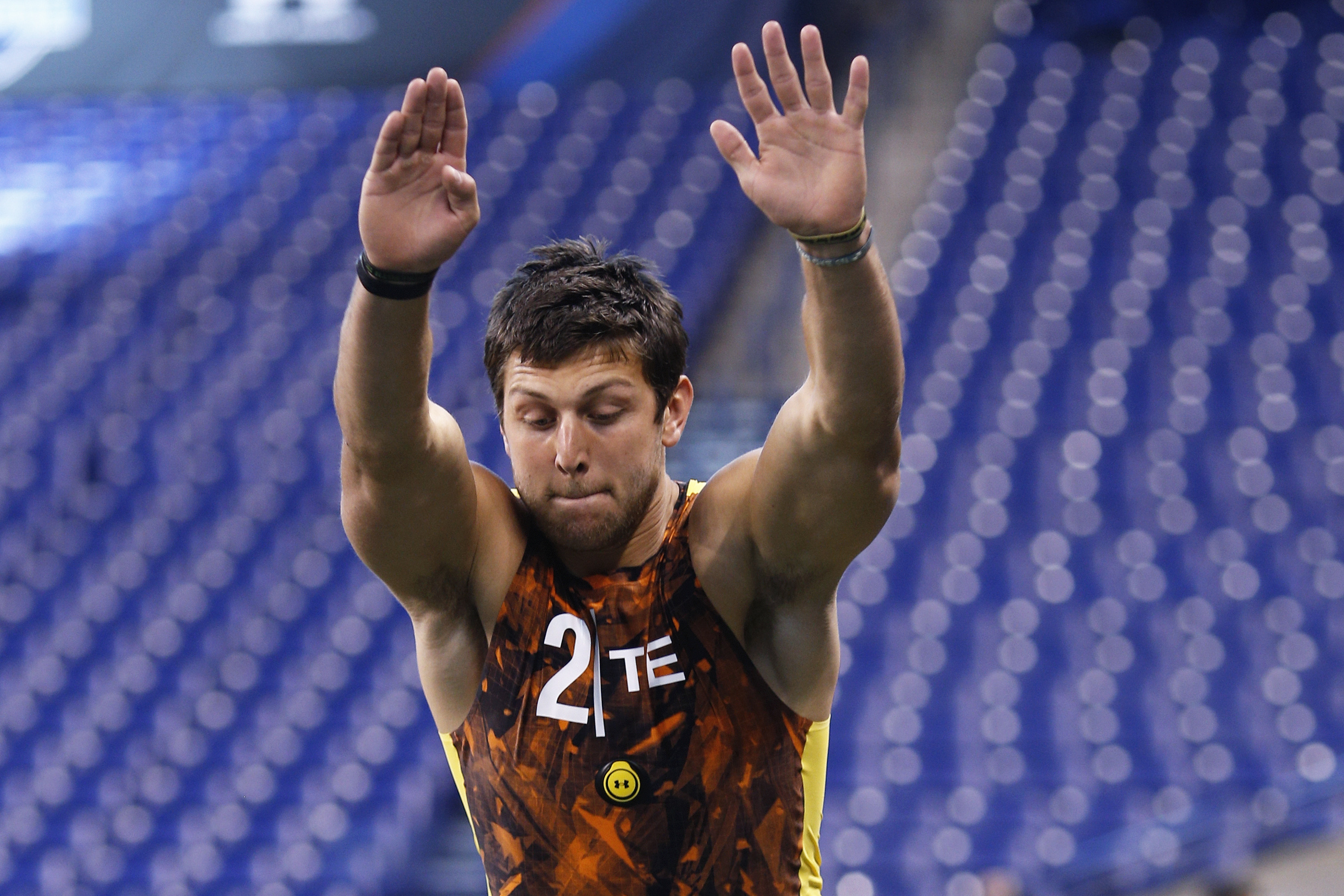 Tyler Eifert on X: Felt great getting back out on the field yesterday with  the guys! #whodey #teammullet 