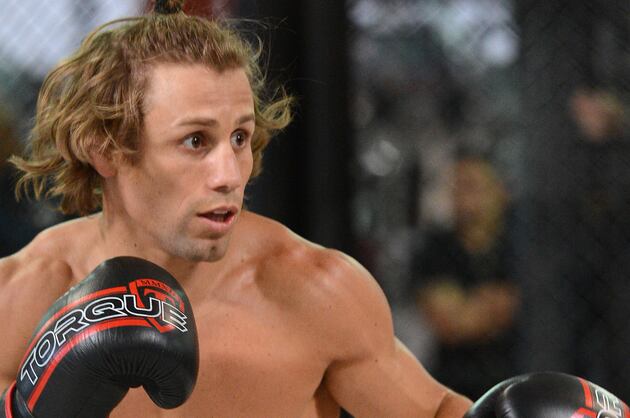 Urijah Faber Will The California Kid Ever Wear Ufc Gold Bleacher