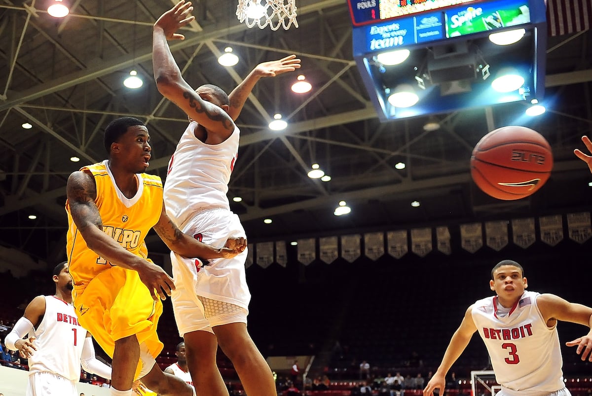 The Best 5 College Basketball Games This Year That You've Never Heard