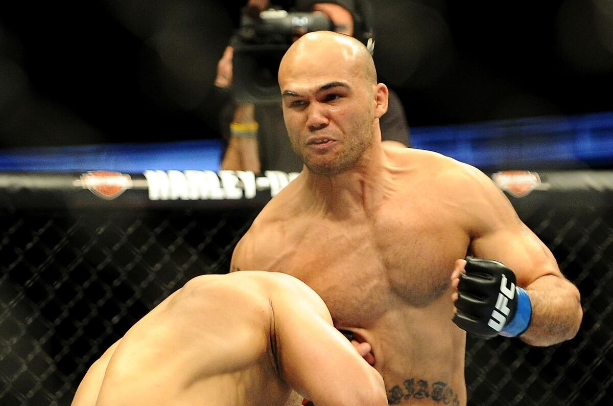 UFC 157 Robbie Lawler Is Back, KO'ing Josh Koscheck News, Scores