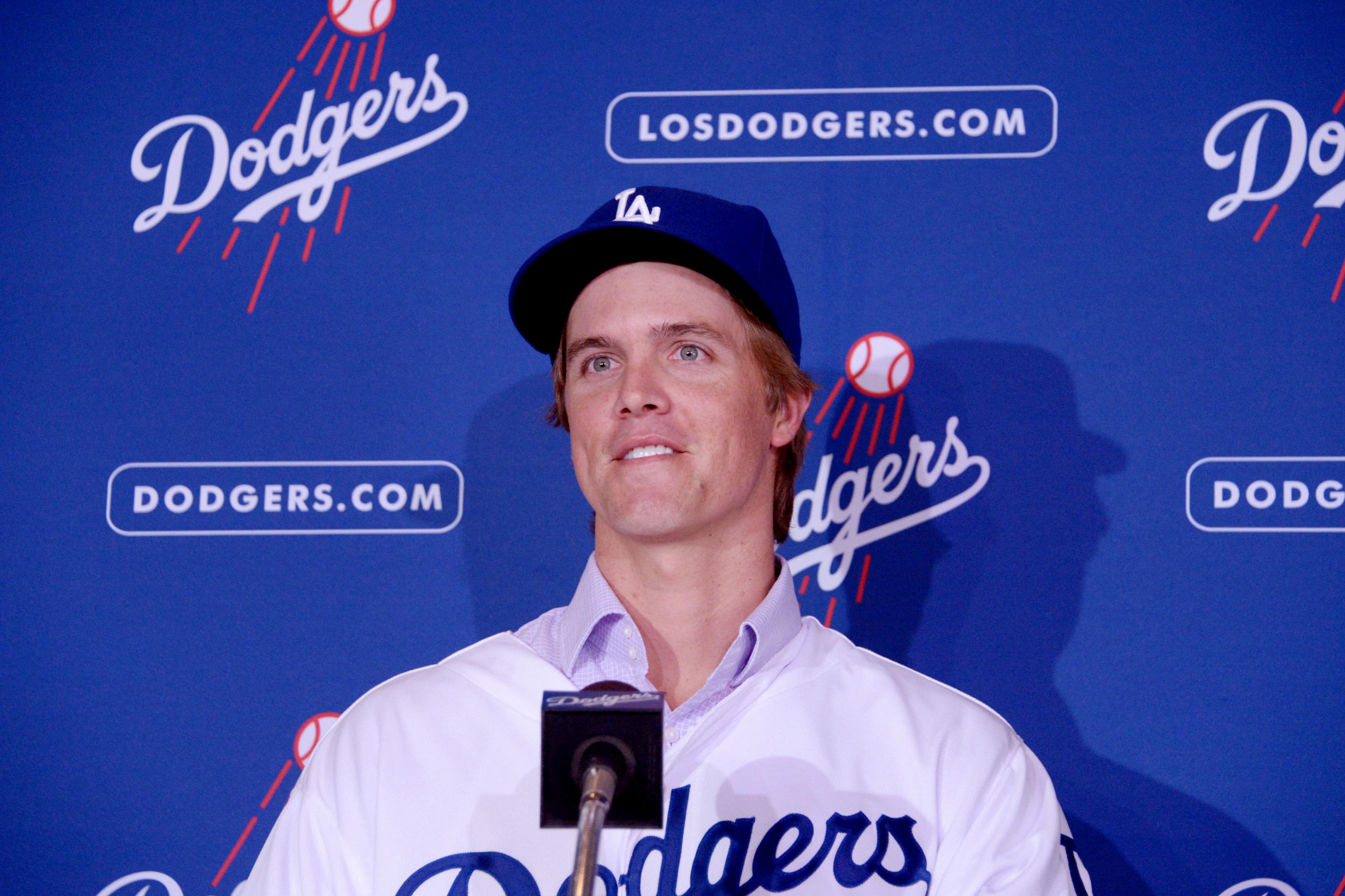 Greinke says he chose Dodgers over Rangers