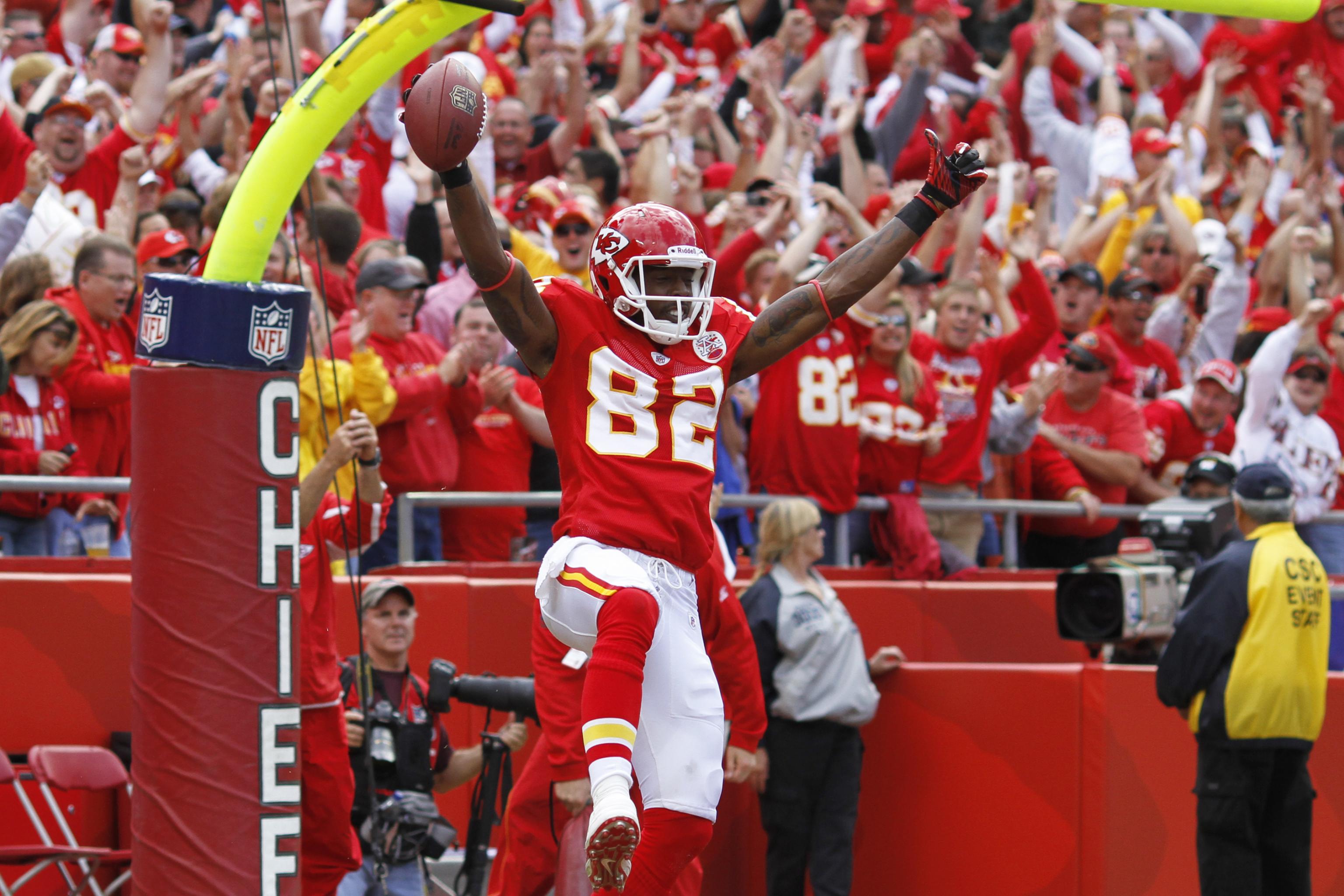 How are KC Chiefs messy and great at the same time?