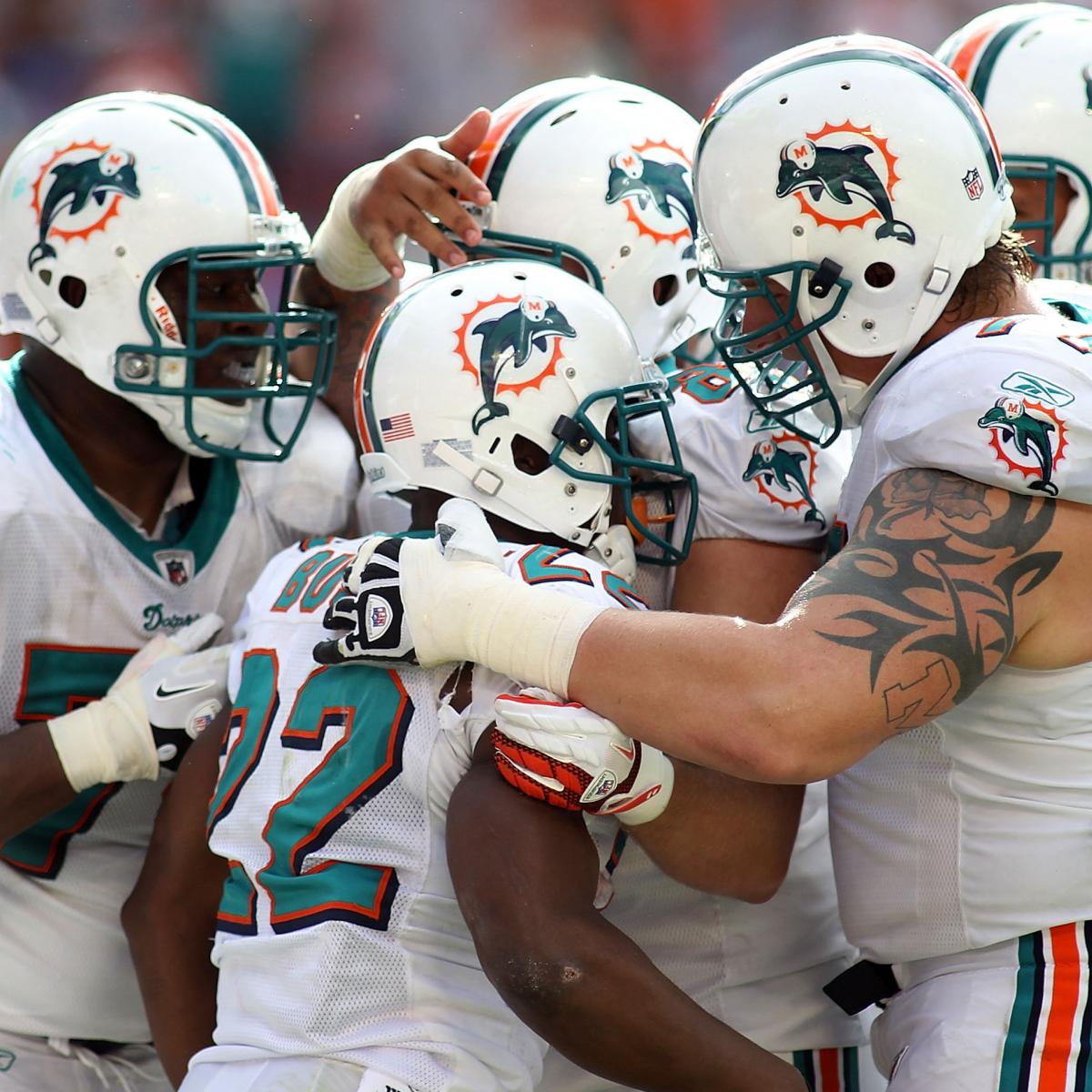 Sign or Pass on Miami Dolphins' Remaining Free Agents News, Scores