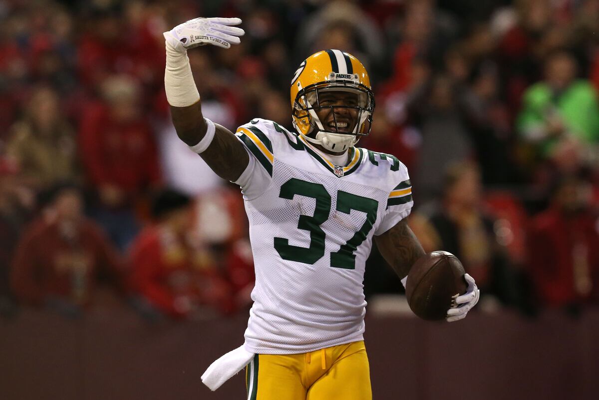 Predicting Green Bay Packers' FreeAgent Signings News, Scores
