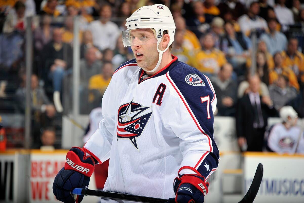 NHL Trade Rumors: Jack Johnson Won't Fix the Penguins' Defensive