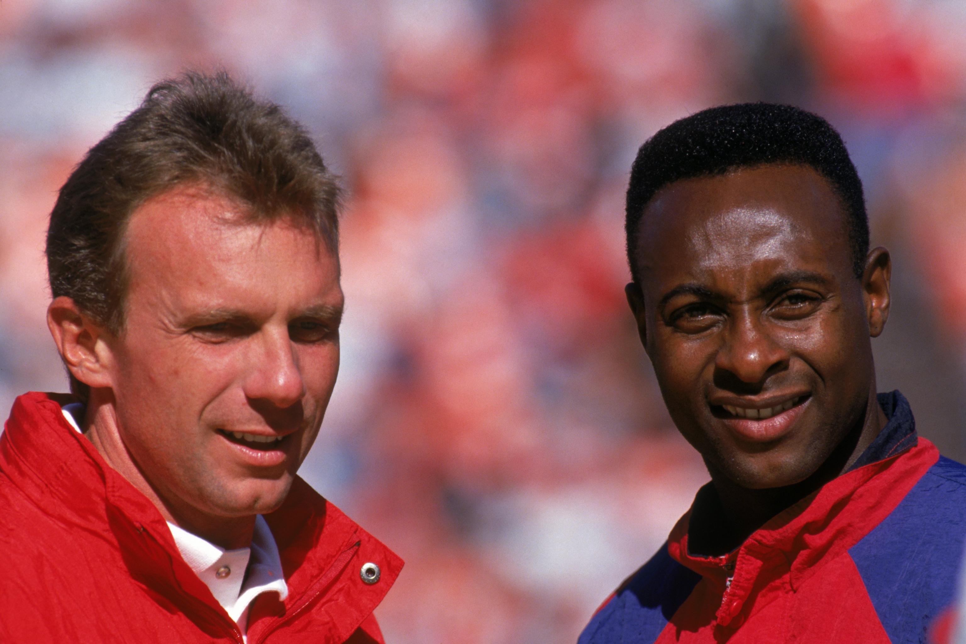 Barry Sanders and Adrian Peterson Clash in Madden NFL 25 Cover Vote Finals  - ESPN Press Room U.S.