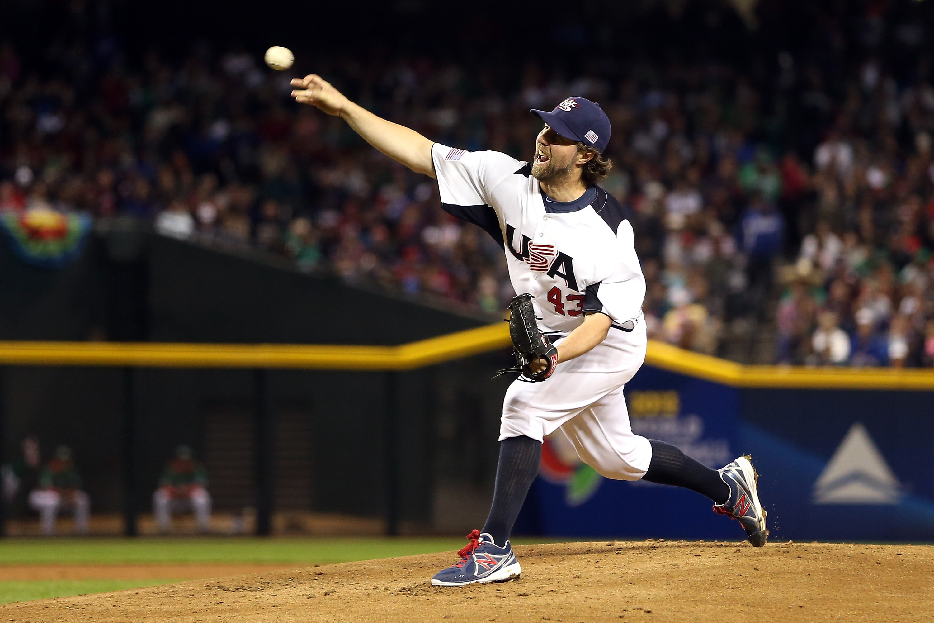 Mexico rallies from four-run deficit to reach first WBC semifinal