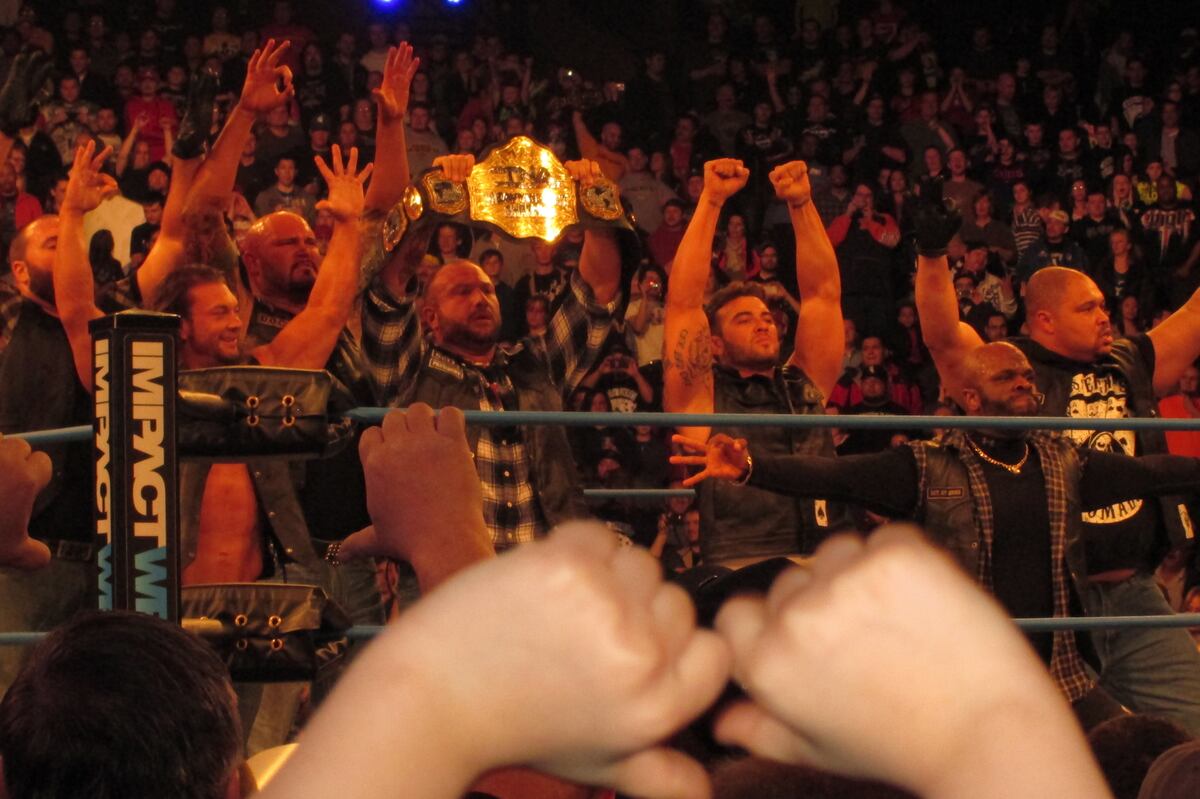 TNA News Exclusive Photos from Impact Wrestling in Chicago Bleacher