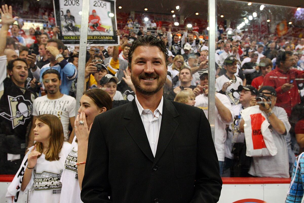 Chris Pronger and 10 NHL Careers Tragically Cut Short Due to Injury