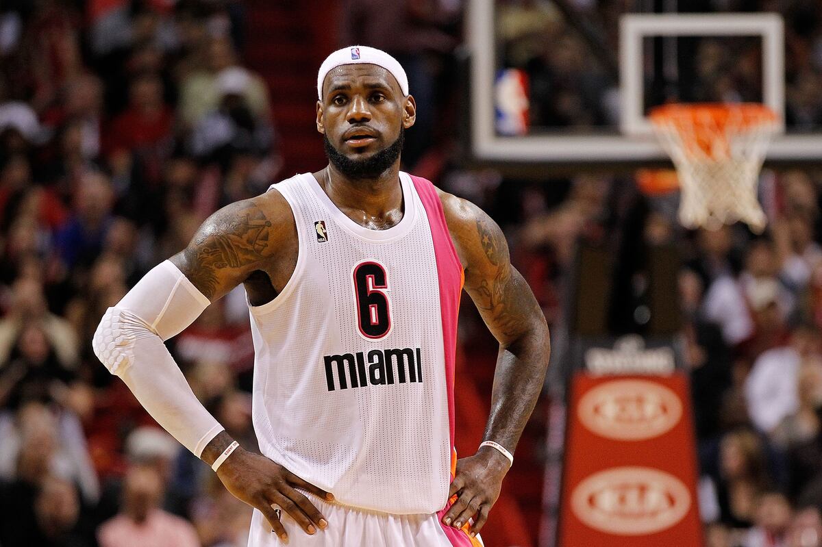 Heat vs. Cavaliers Delayed After Scoreboard Leaks Oily Substance onto