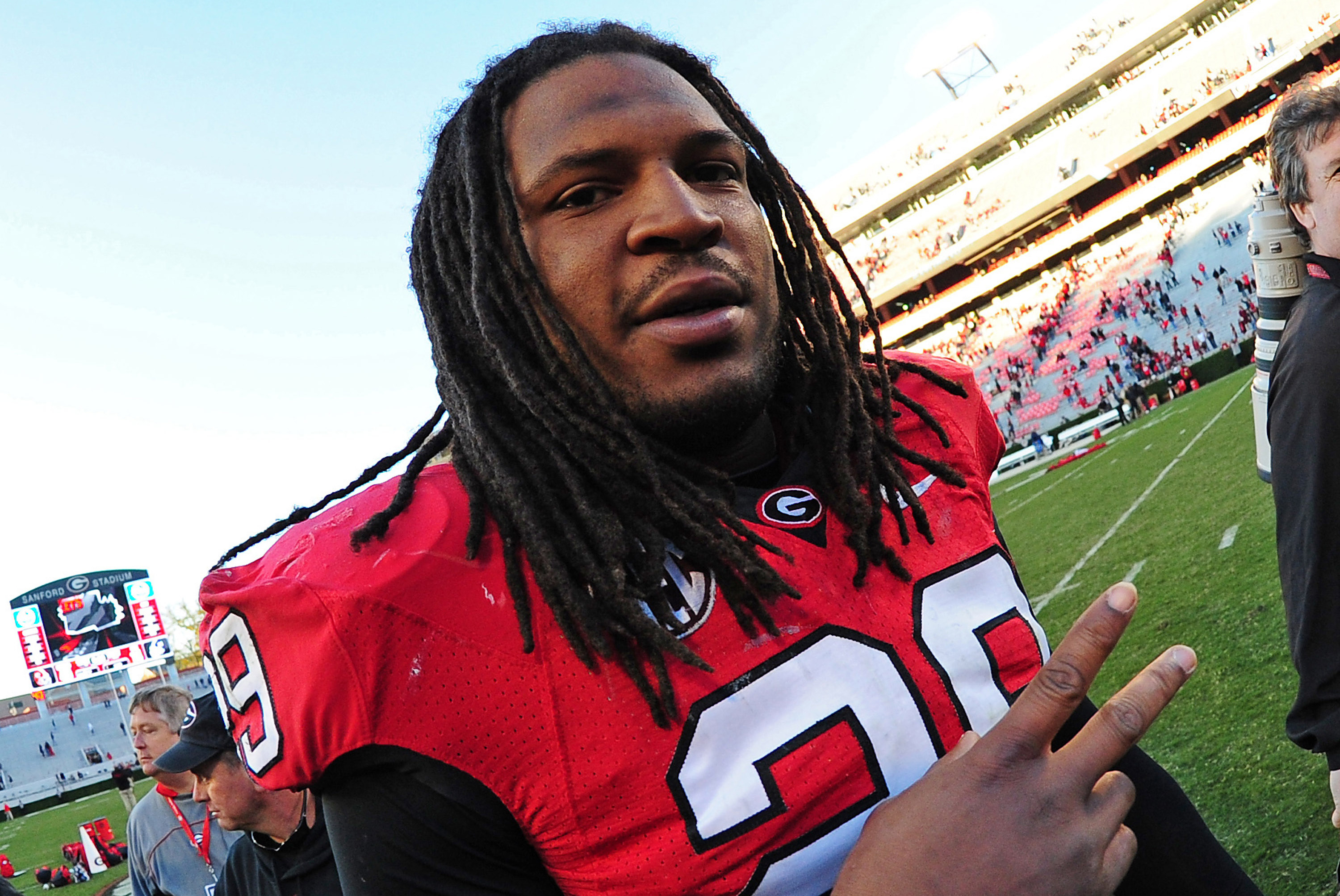 Georgia LB Jarvis Jones heading to pros