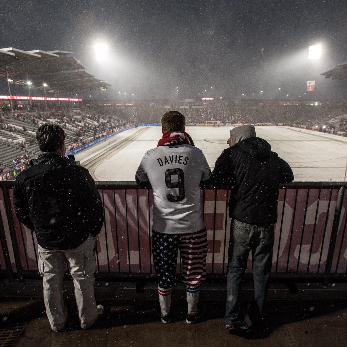 USA vs. Costa Rica Photo Gallery: Snow Falls as USMNT Win in Wintry