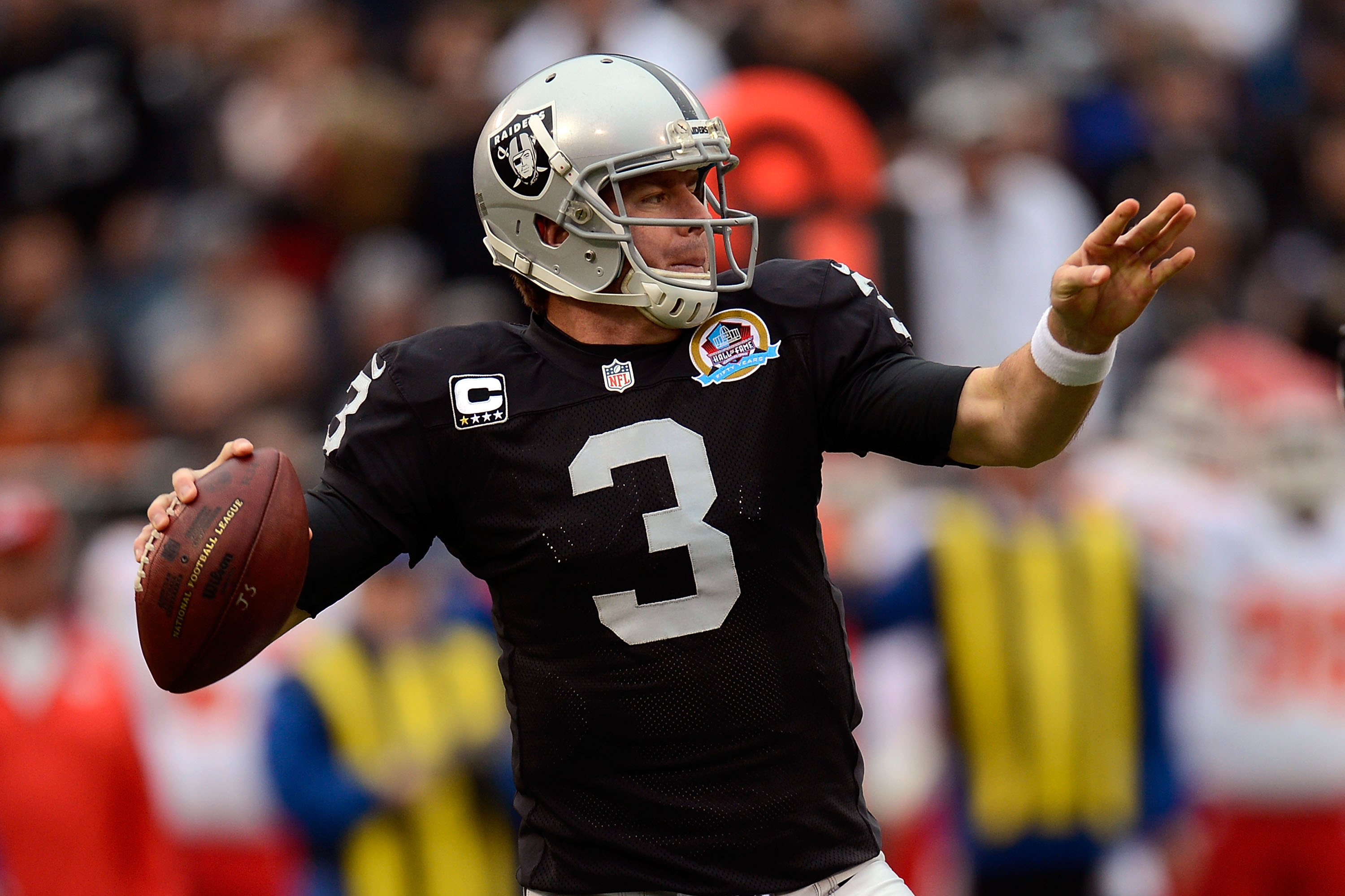 Raiders trade Carson Palmer to Cardinals for seventh-round pick 