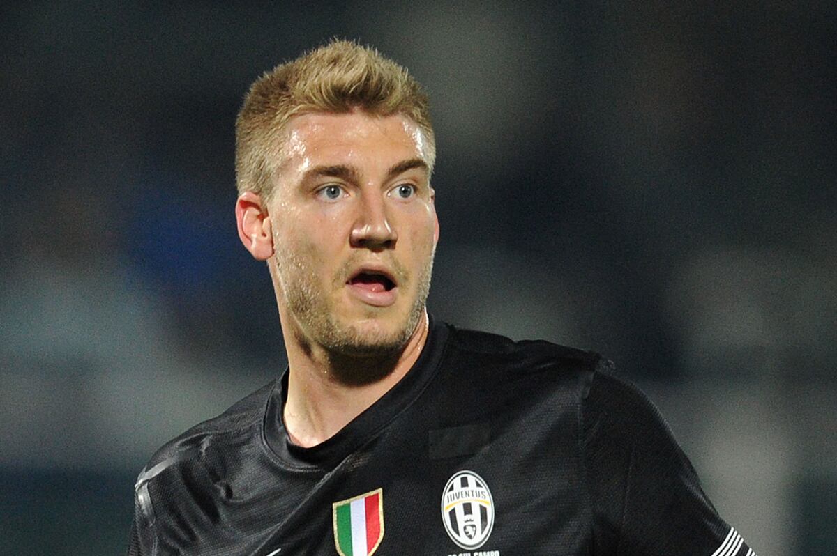 5 Players Arsenal and Arsene Wenger Will Be Happy to Sell ...