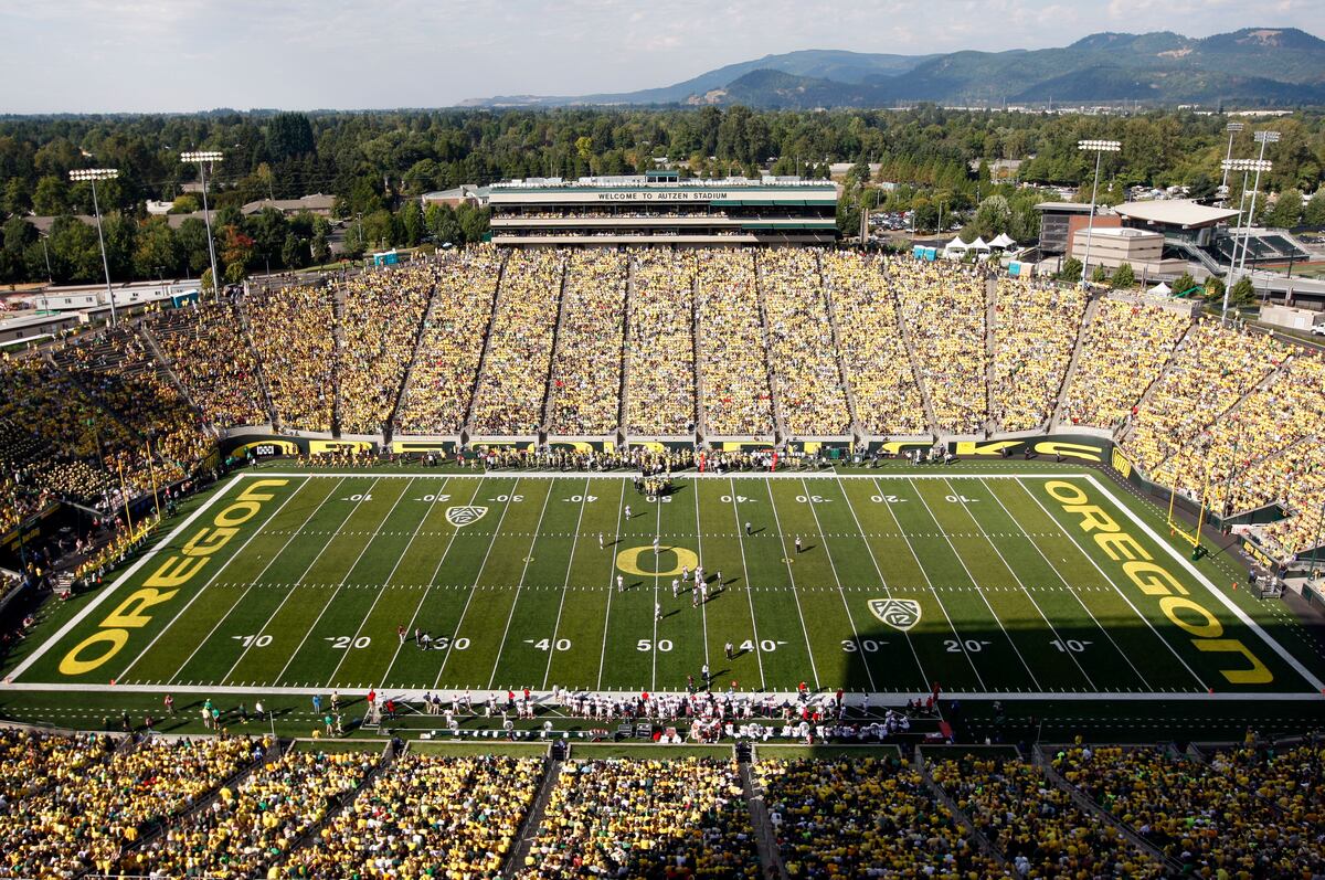 Why College Football Teams Have the Biggest HomeField Advantage in Sports News, Scores