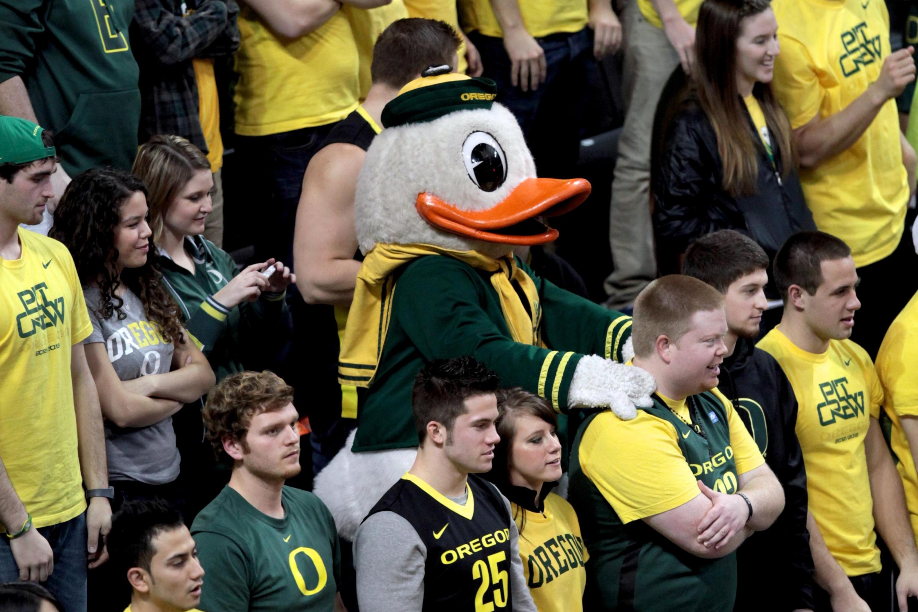 Fans Found University of Oregon's Muscular Mascot a Lame Duck - WSJ