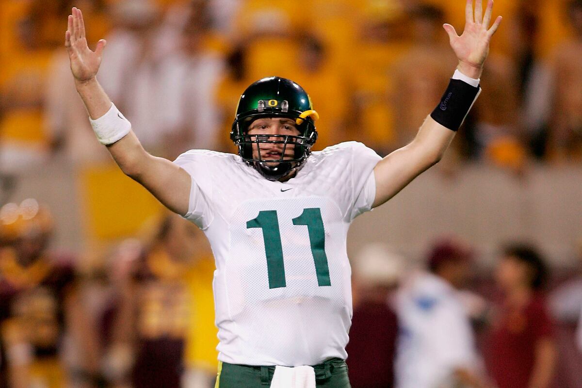 Oregon Football Power Ranking the Ducks' Greatest Uniform Combinations