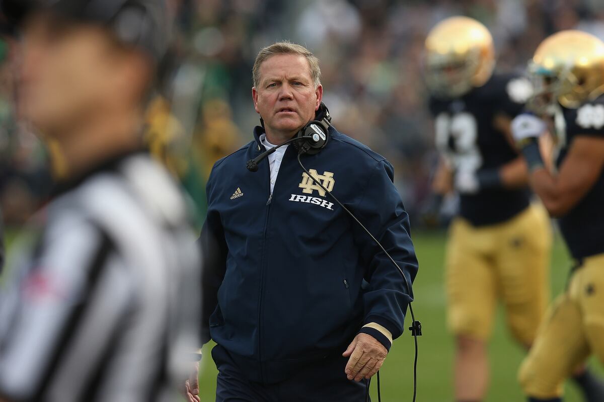 How Brian Kelly's Notre Dame Offense Is Different from His Cincinnati
