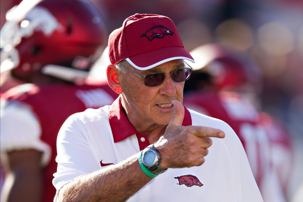 Smu Coachs Unexpected Sec Criticism What Happened - s7qona8