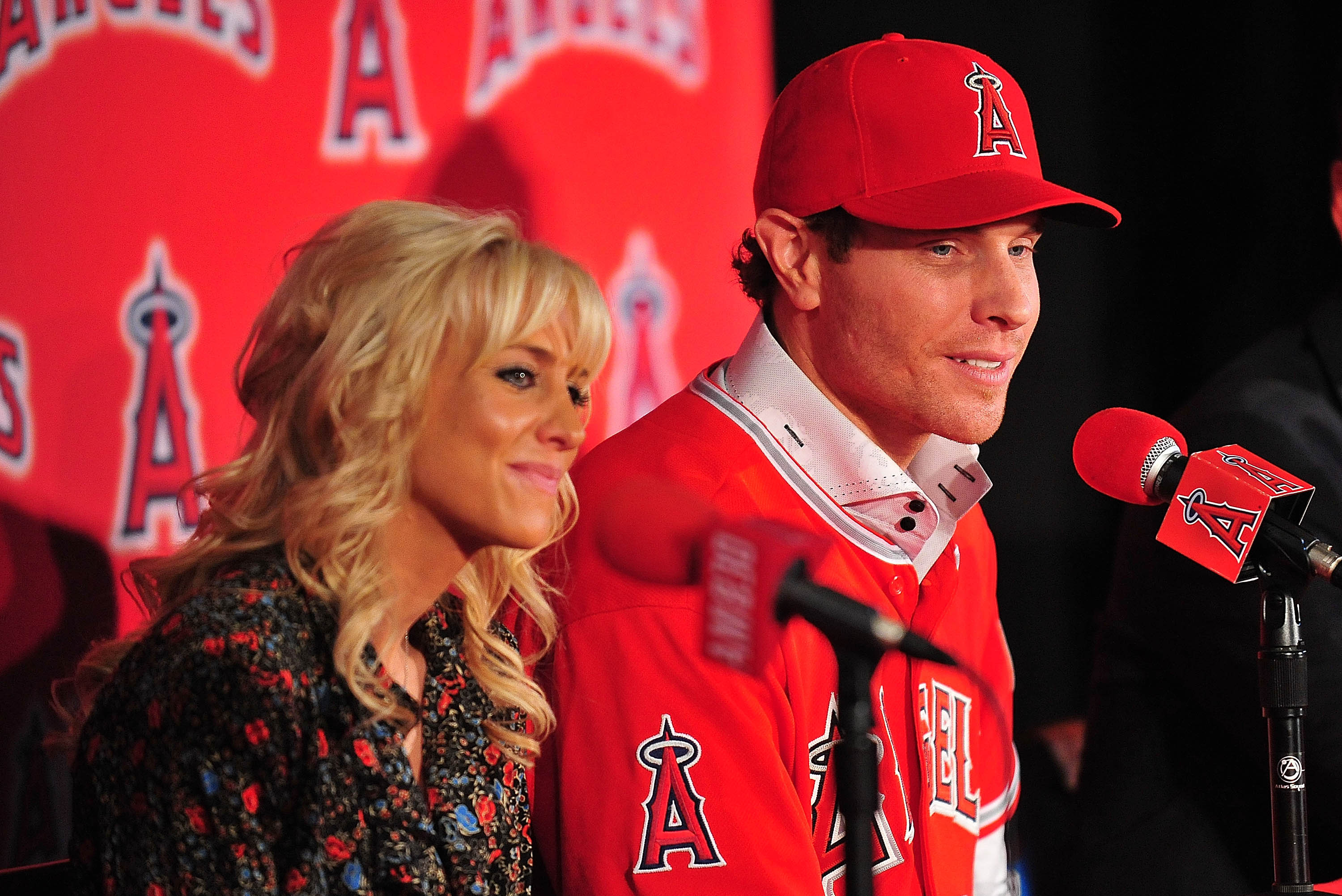 Josh Hamilton's Wife Had to Call Security in Star's Return to