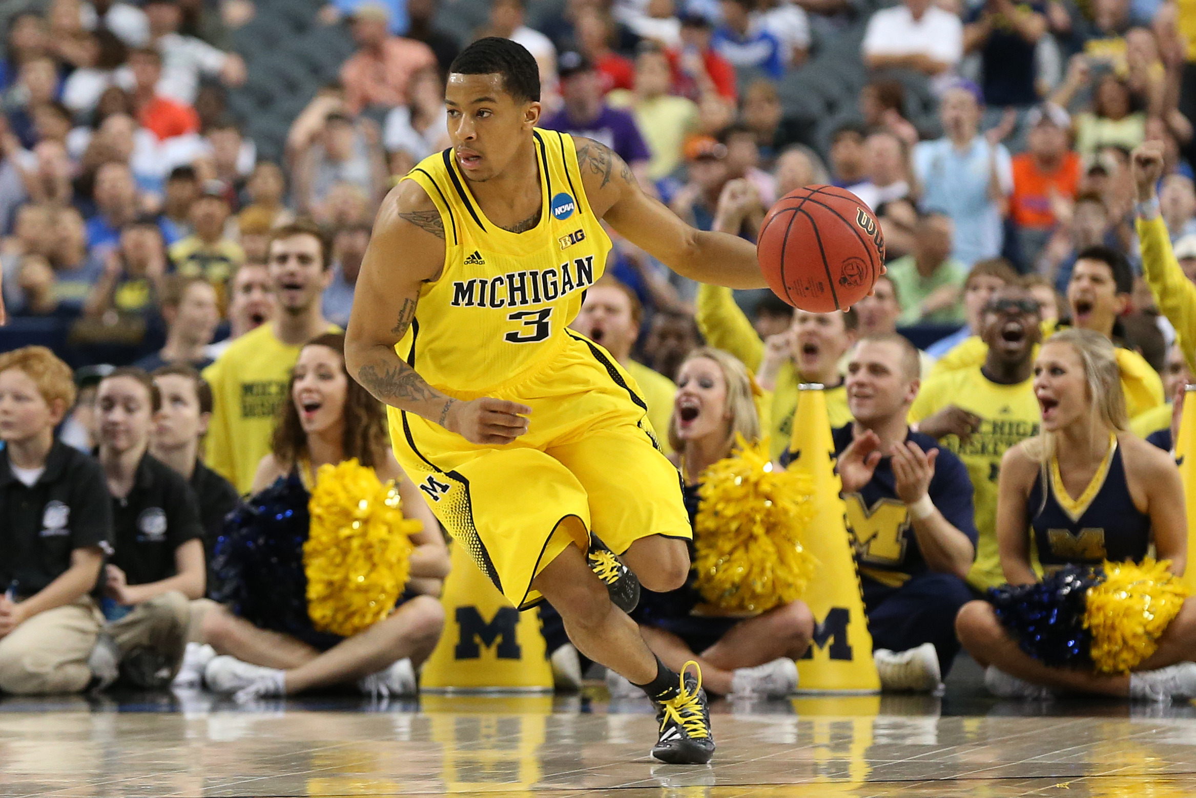 Ncaa Tournament Picks Louisville Cardinals Vs Michigan