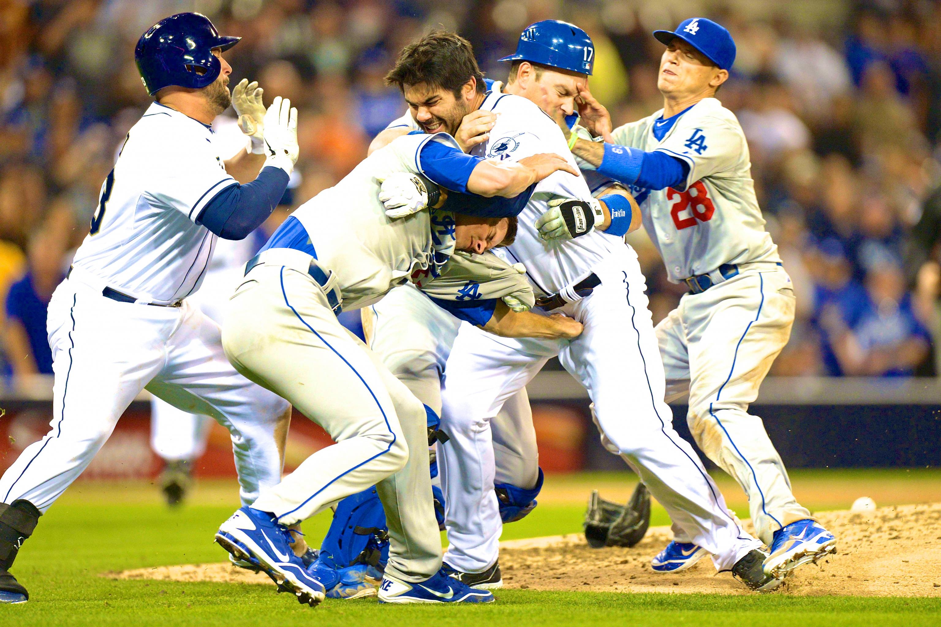 Touch 'Em All: Zach Greinke broke collarbone in brawl