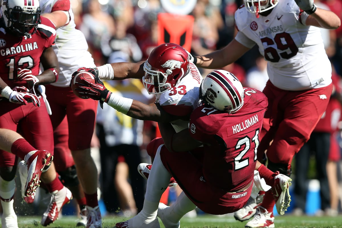 DeVonte Holloman Video Highlights for Former South Carolina OLB News