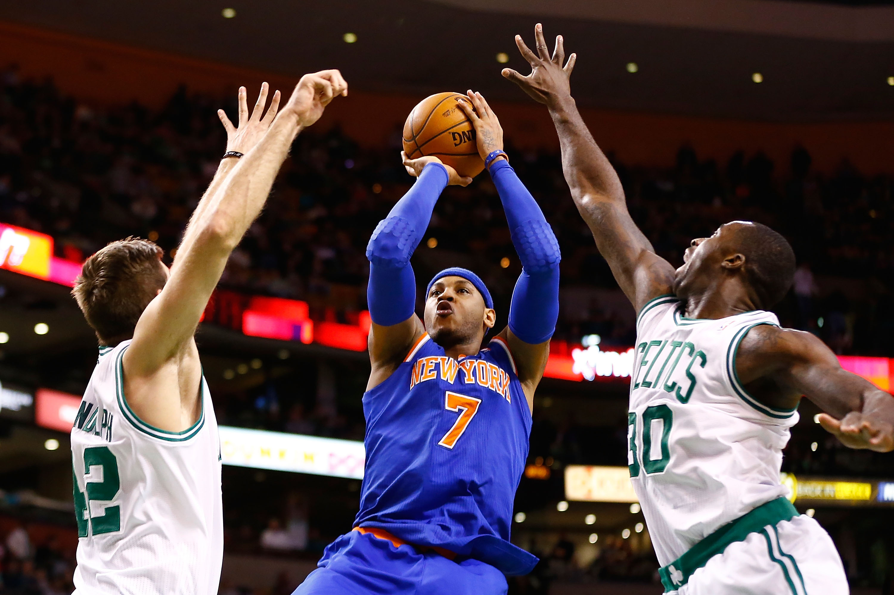 Knicks beat Celtics, move past Nets for East's fifth seed
