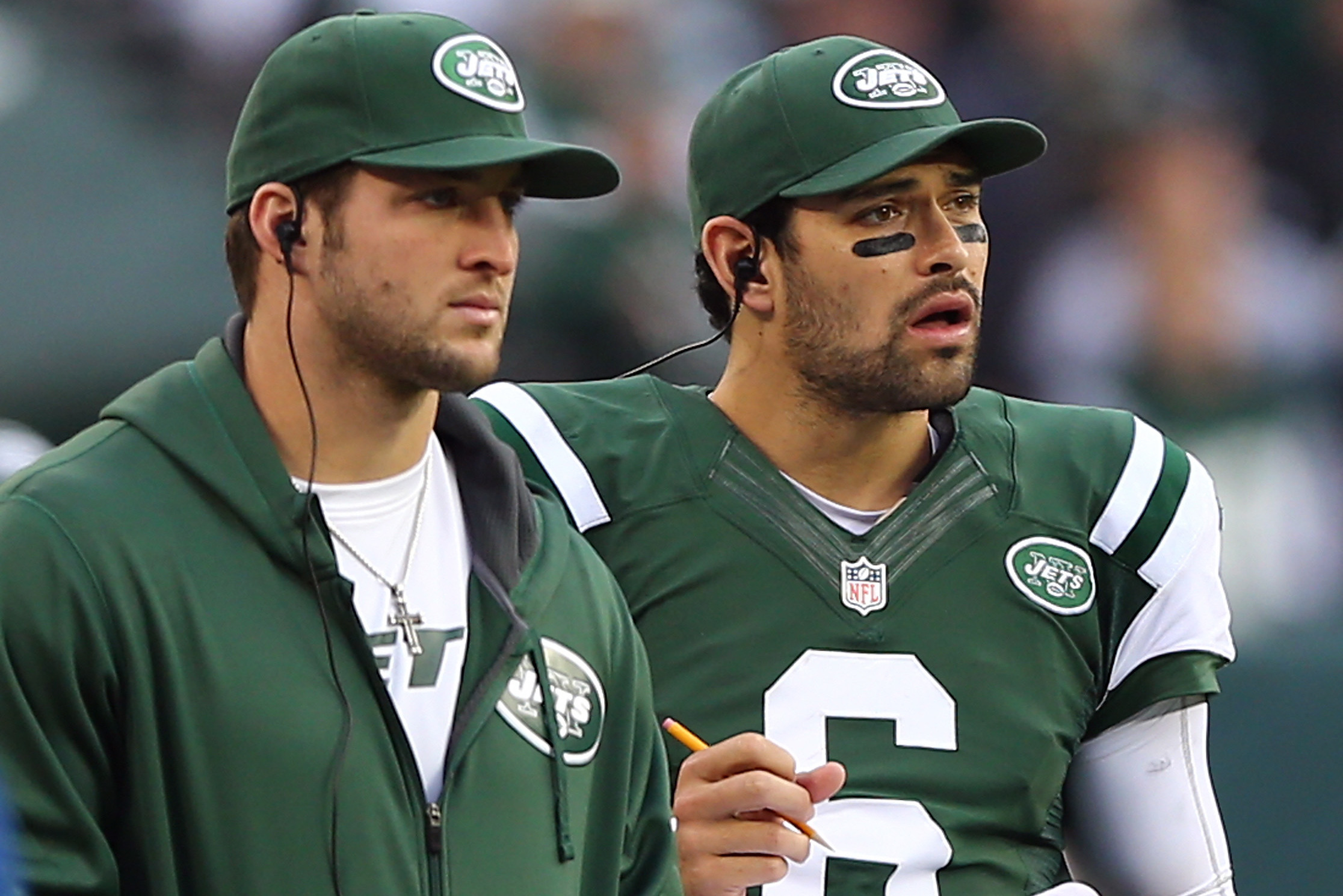 With Tim Tebow in Spotlight, Jets Coaches Talk Up Mark Sanchez - The New  York Times