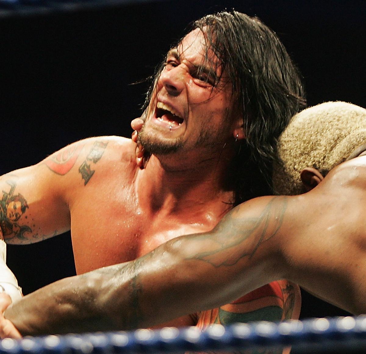 Hornswoggle S Tadpole Splash And Wrestling S Worst Aerial Moves