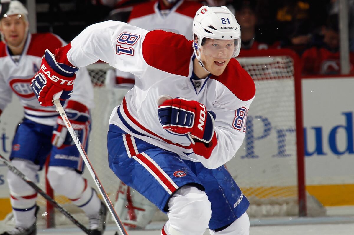 Lars Eller Sustains Scary Head Injury in Collision with Eric Gryba