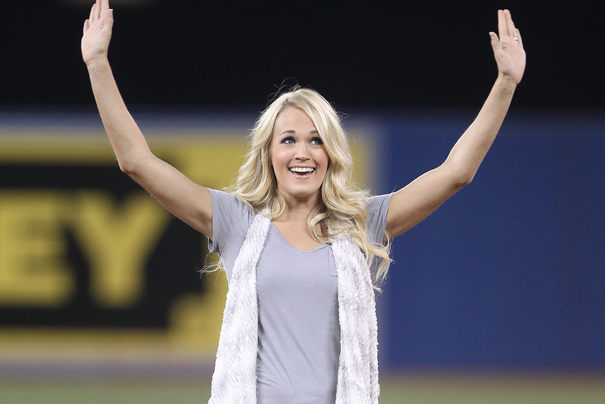 Carrie Underwood NFL Sunday Night Football 2023 – Star Style