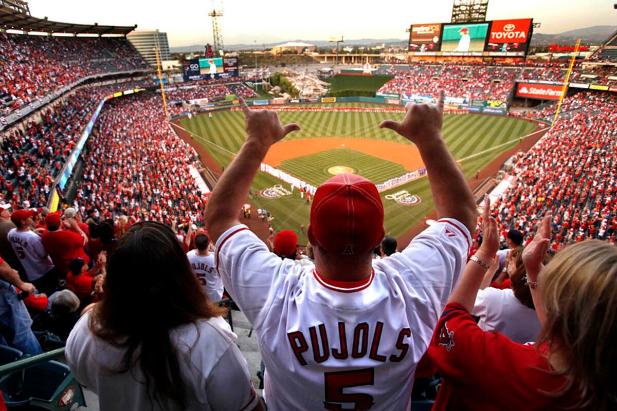 Ranking MLB's 10 Most Tortured Fanbases of 2013 News, Scores