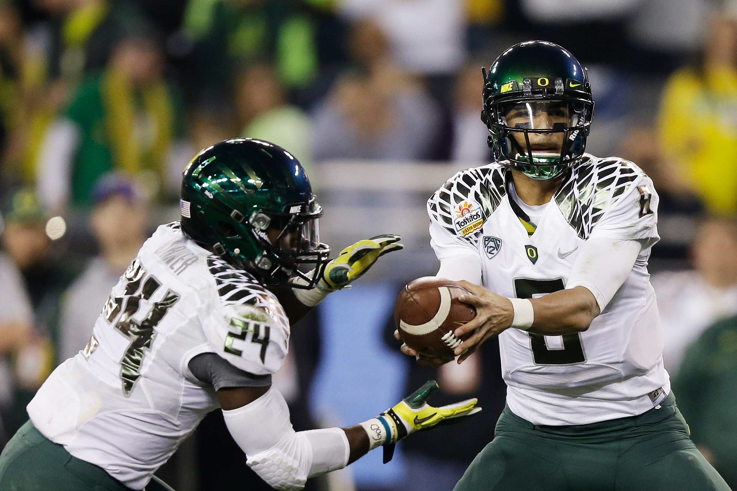 Oregon vs. Cal 2012 video highlights: Marcus Mariota keeps Ducks