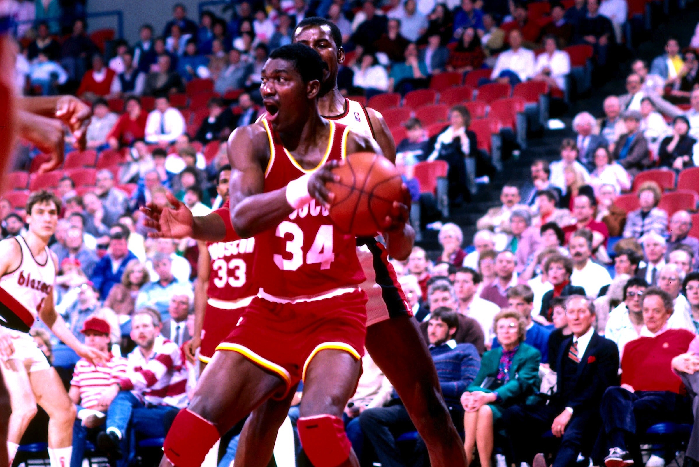 NBA Finals: 25 Greatest Individual Performances Of All-Time - Page 22