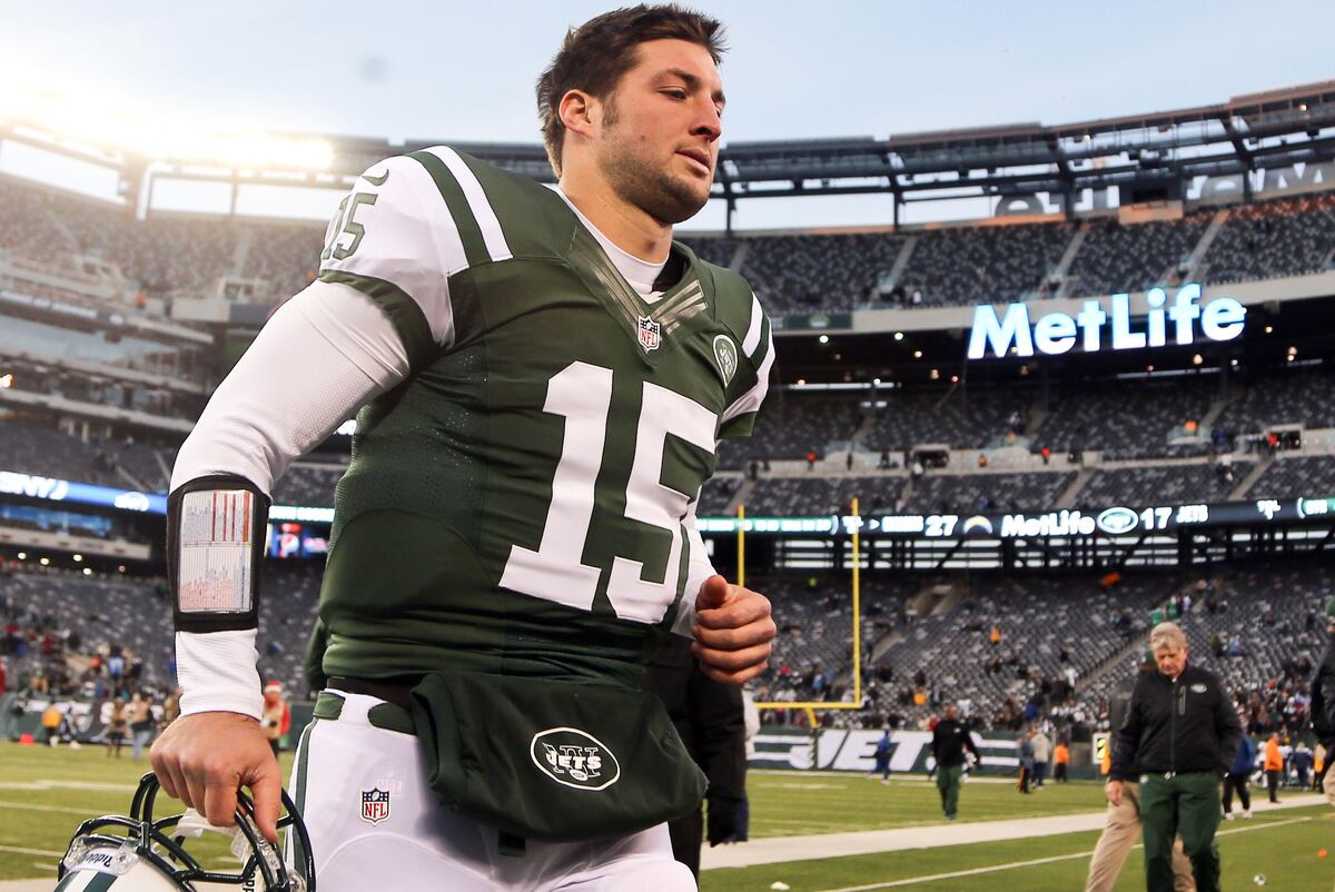 Tim Tebow Would Still Make a Positive Impact for These NFL Teams | Bleacher Report | Latest News ...