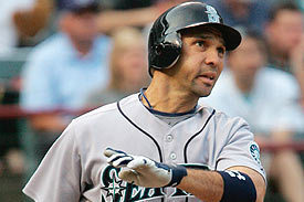 Raul Ibanez and Endy Chavez Deserve More Playing Time