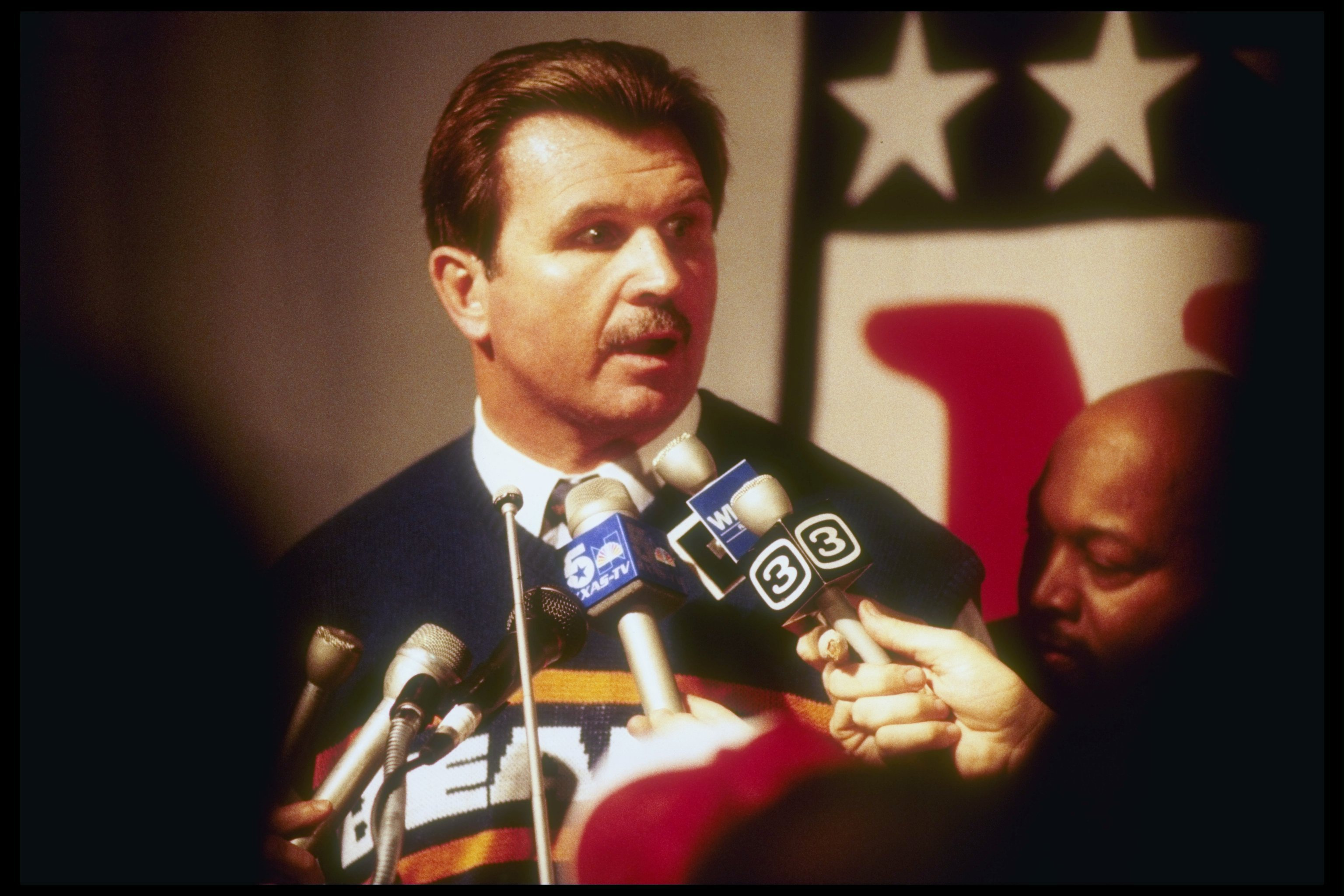 Chicago bears coach mike ditka hi-res stock photography and images