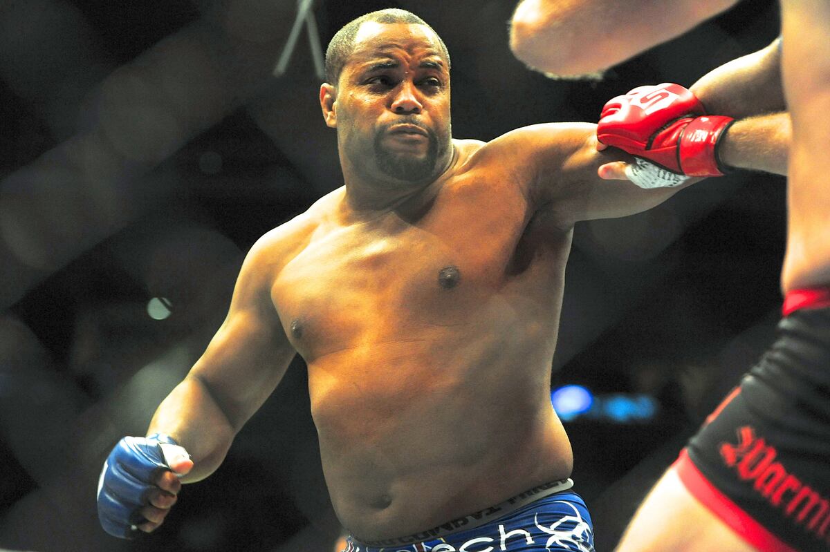 Jon Jones Wants to Know When Daniel Cormier's Diet Starts, Cormier Responds | Bleacher Report ...