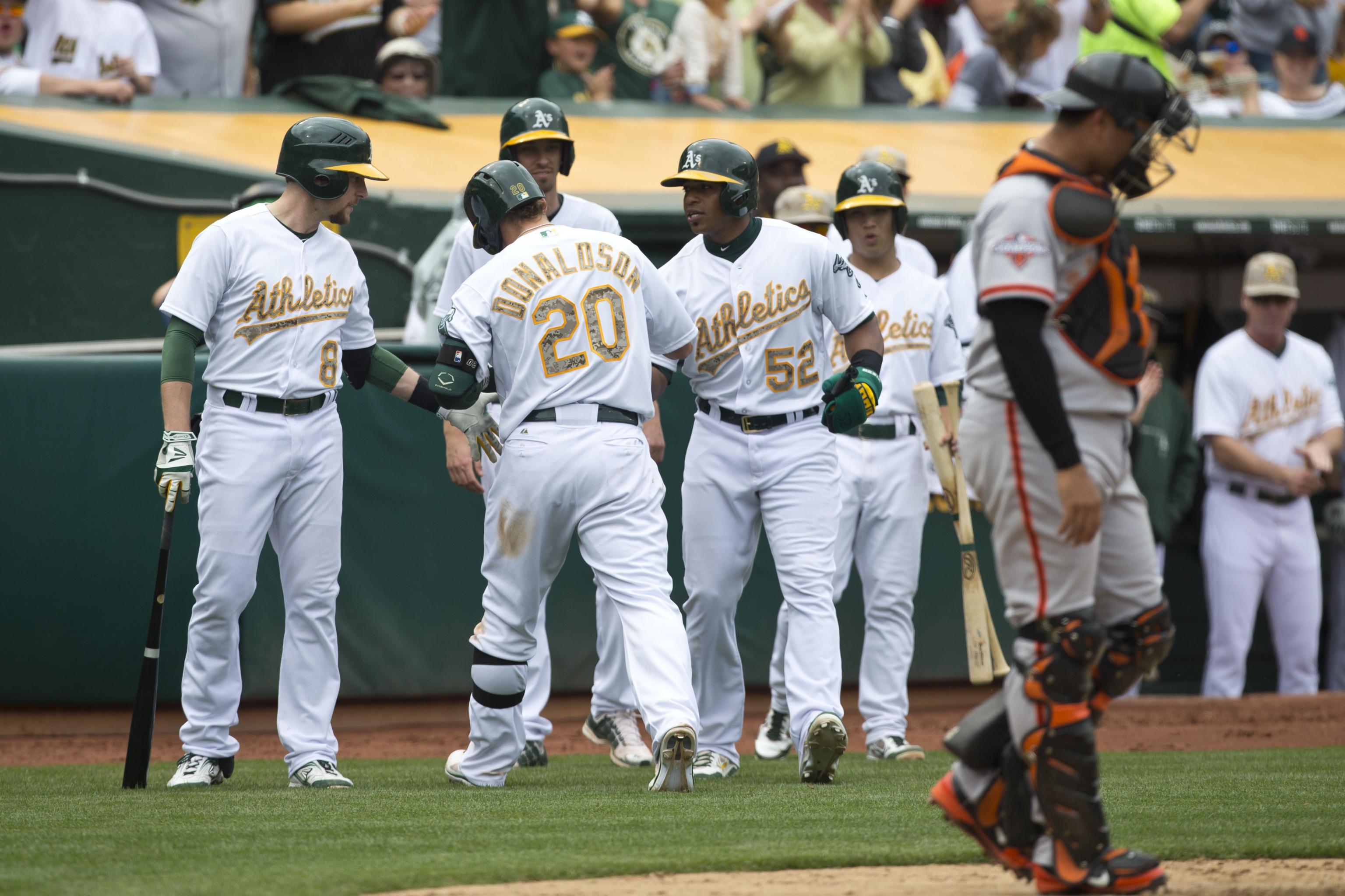 Giants, A's fans gain option to stream games on mobile apps