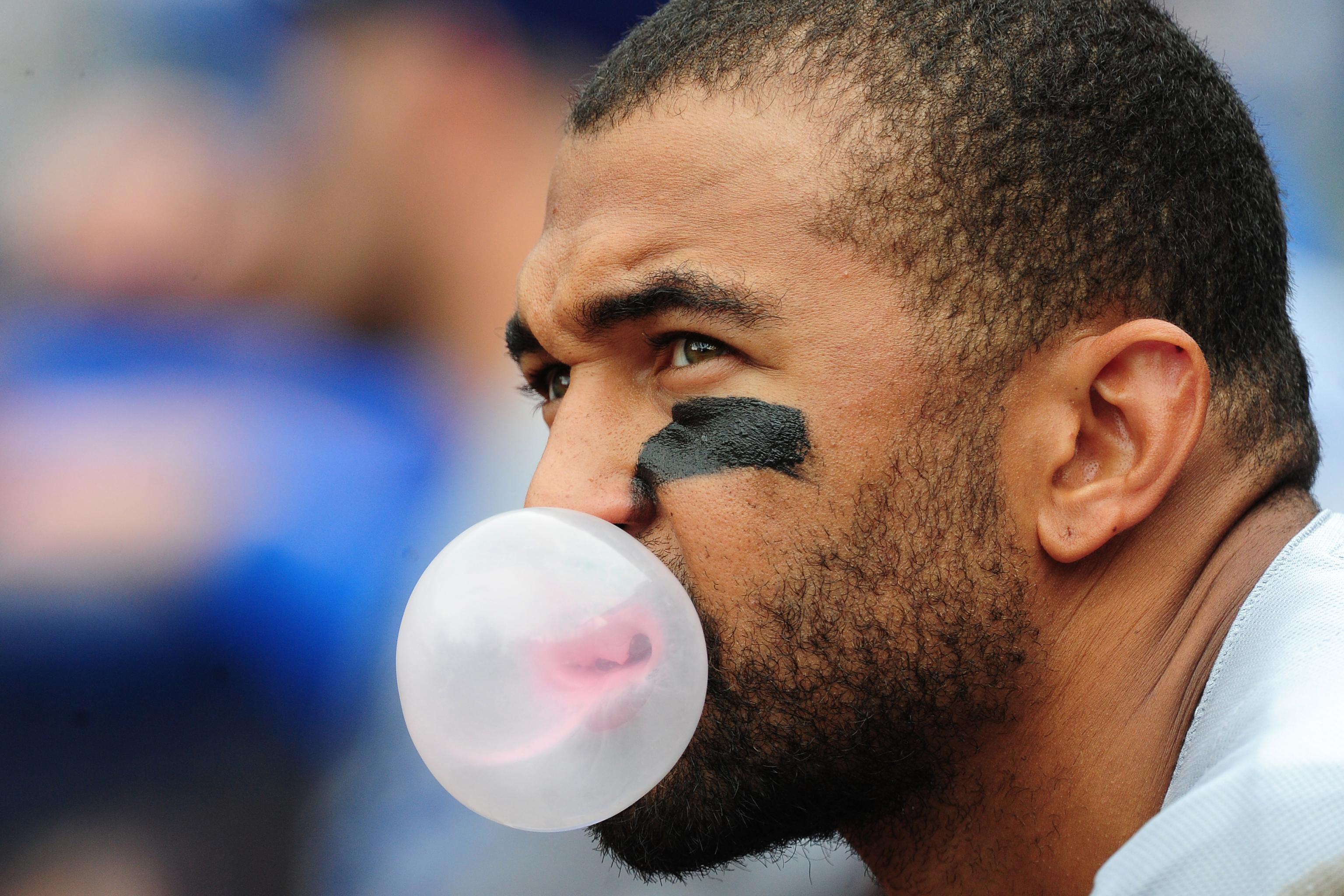 Matt Kemp says shoulder is fine as he continues to work on swing