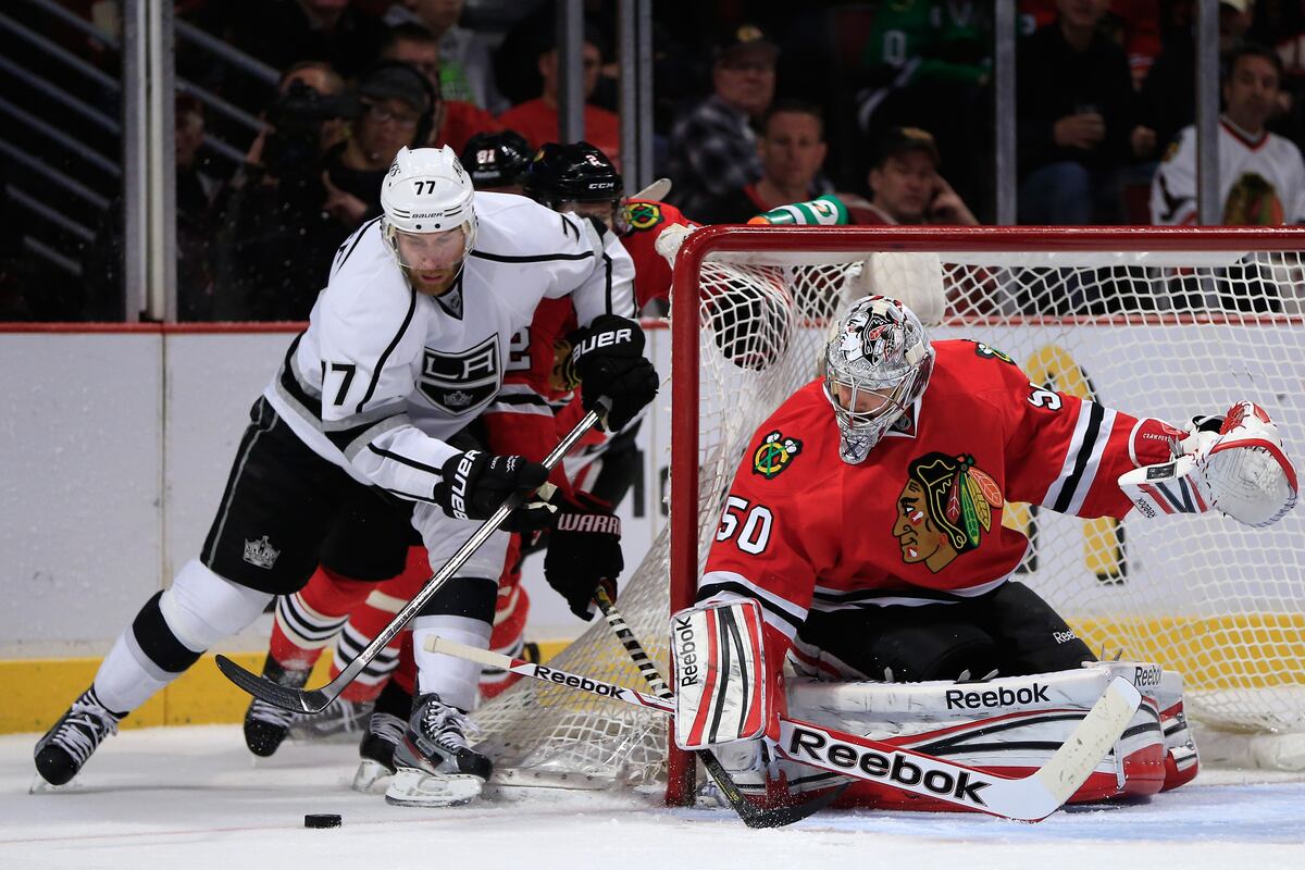 Kings vs Blackhawks: LA's Blueprint to Turning Around Western