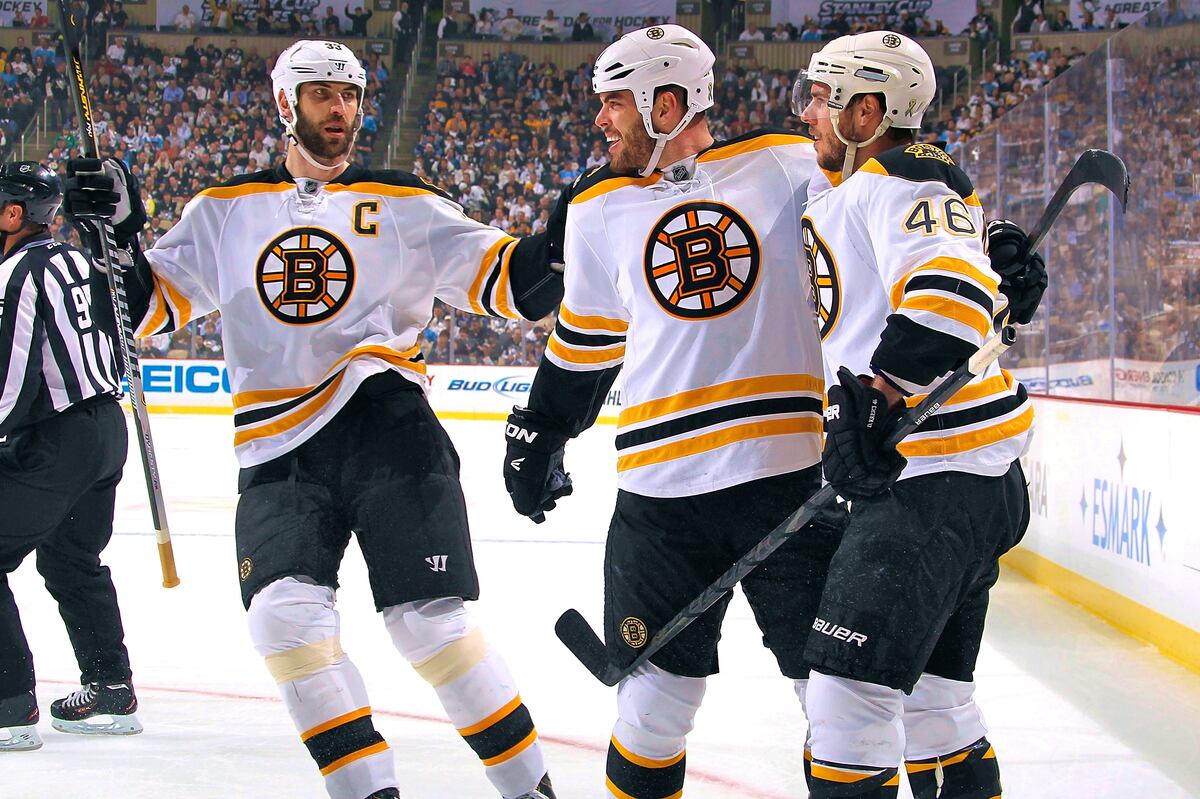 Bruins vs. Penguins: Boston Playmakers Doing Their Best Pens Imitation