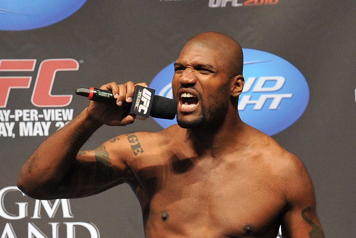 Quinton 'Rampage' Jackson Officially Signs with TNA Wrestling and