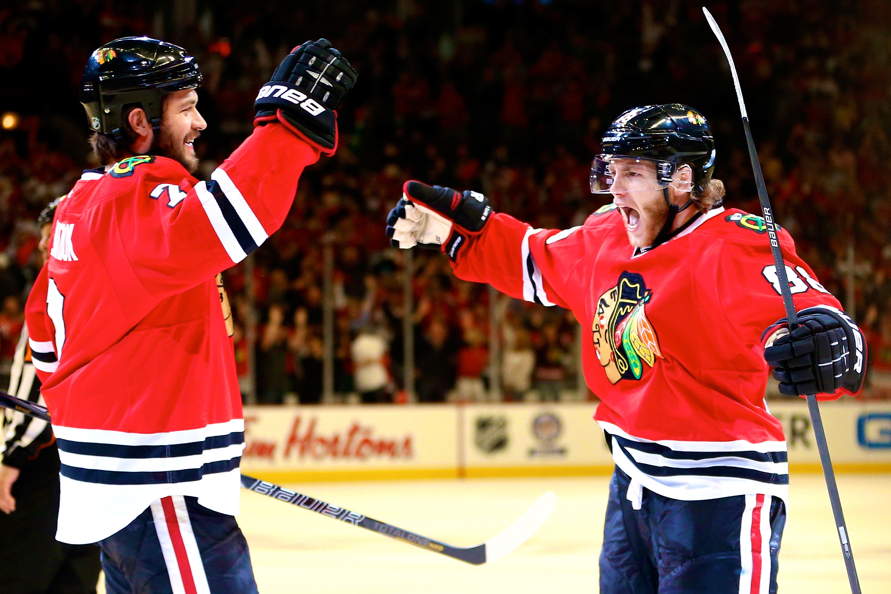 Kings beat Blackhawks in overtime to advance to Stanley Cup Final