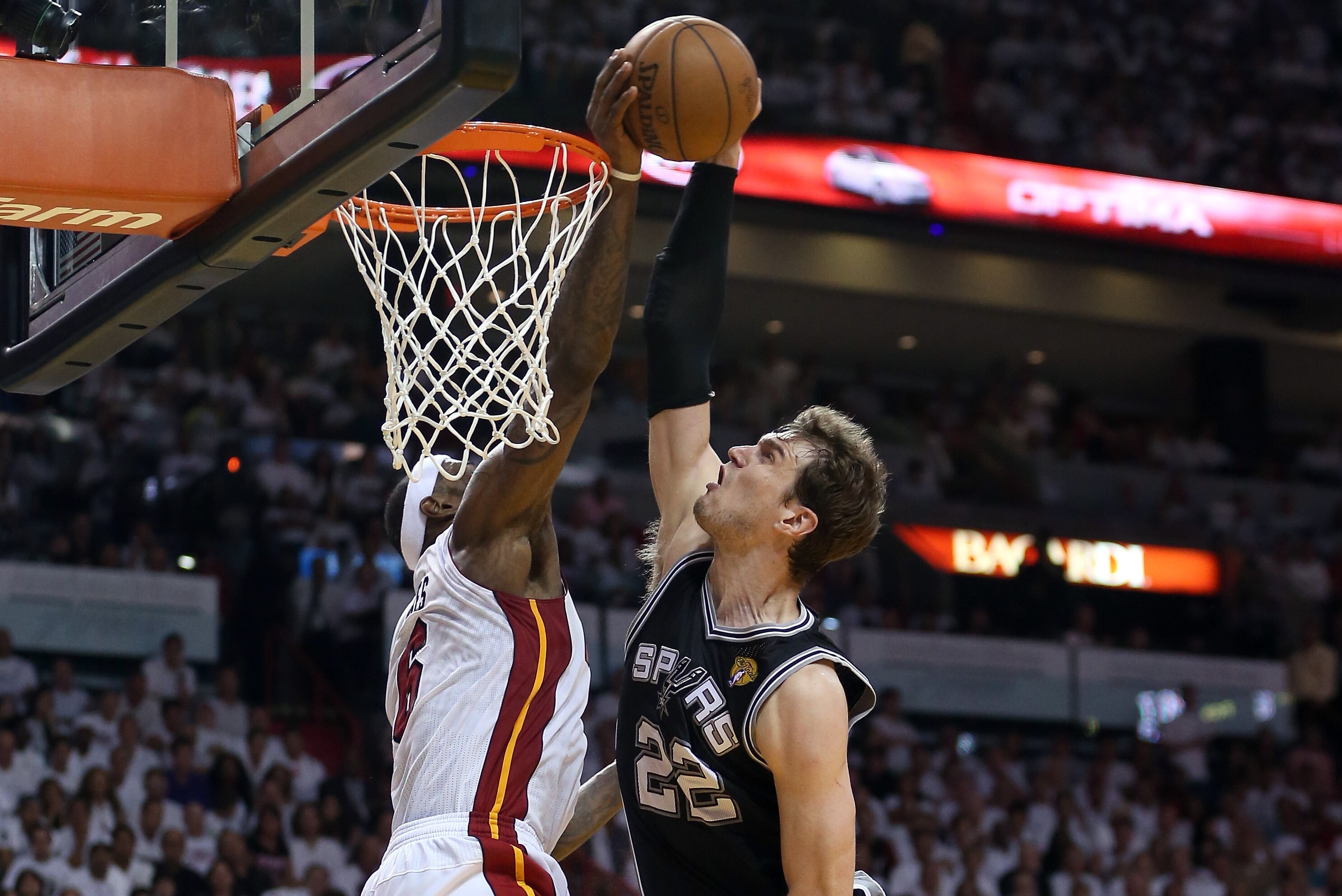 lebron tiago splitter