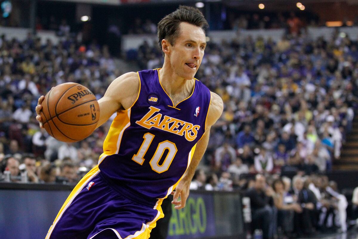 What is Steve Nash's Proper Role on the LA Lakers Next Year? News