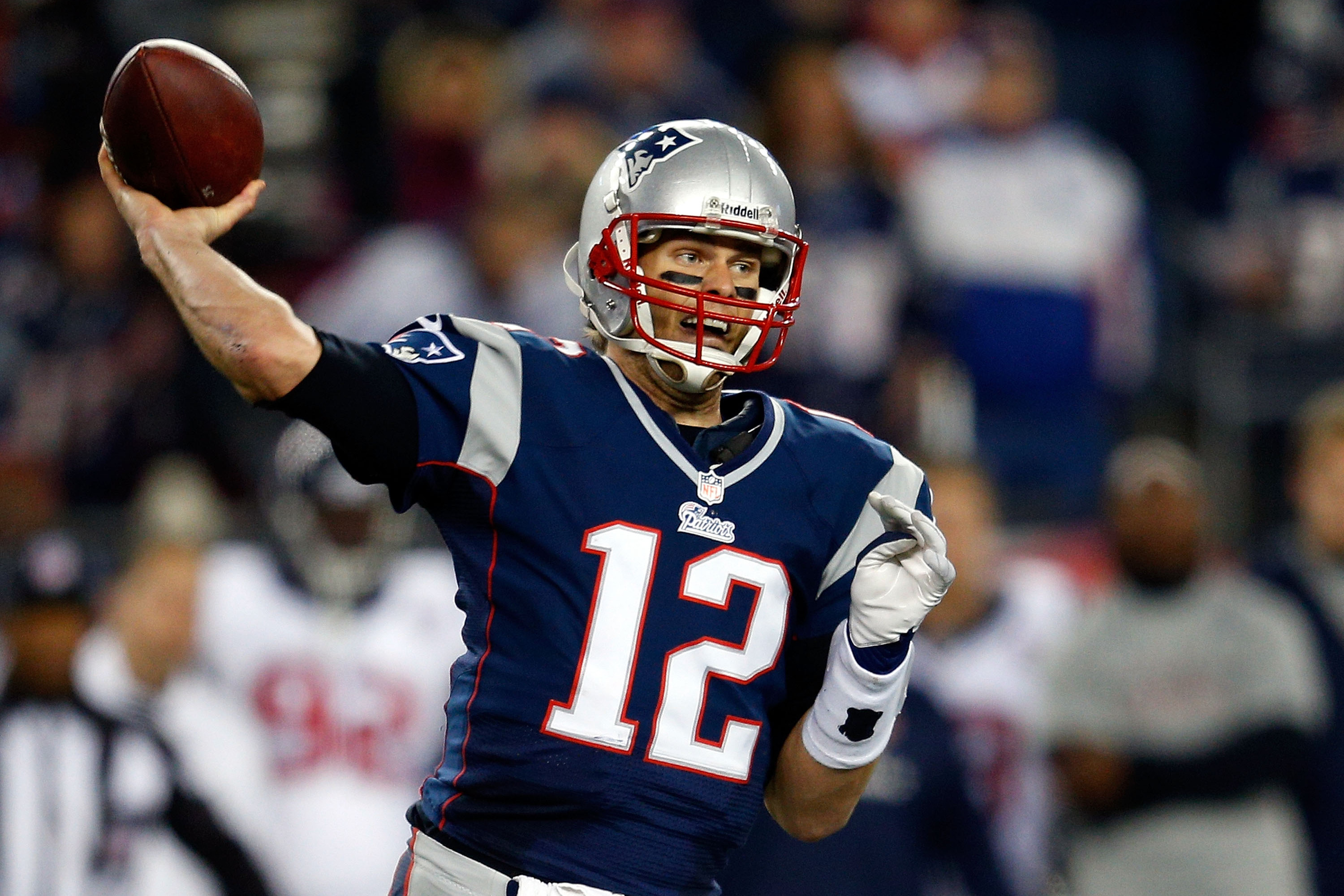 Tom Brady brings Patriots' championship pedigree to Tampa