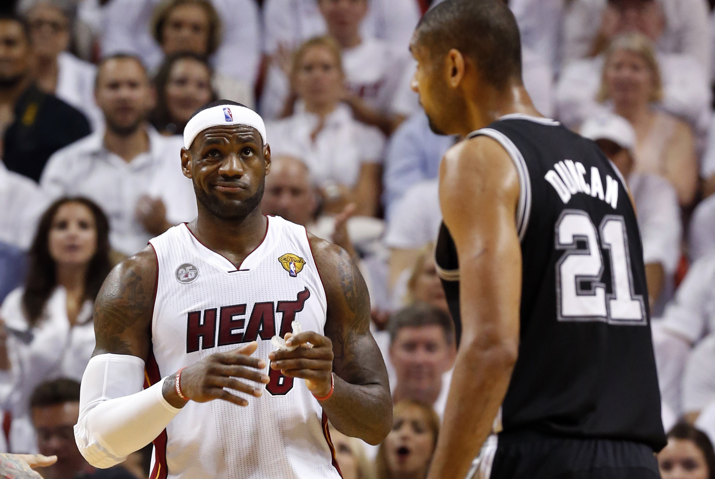 Oddsmaker heavily favors Heat over Spurs in 2013 Finals - Sports Illustrated