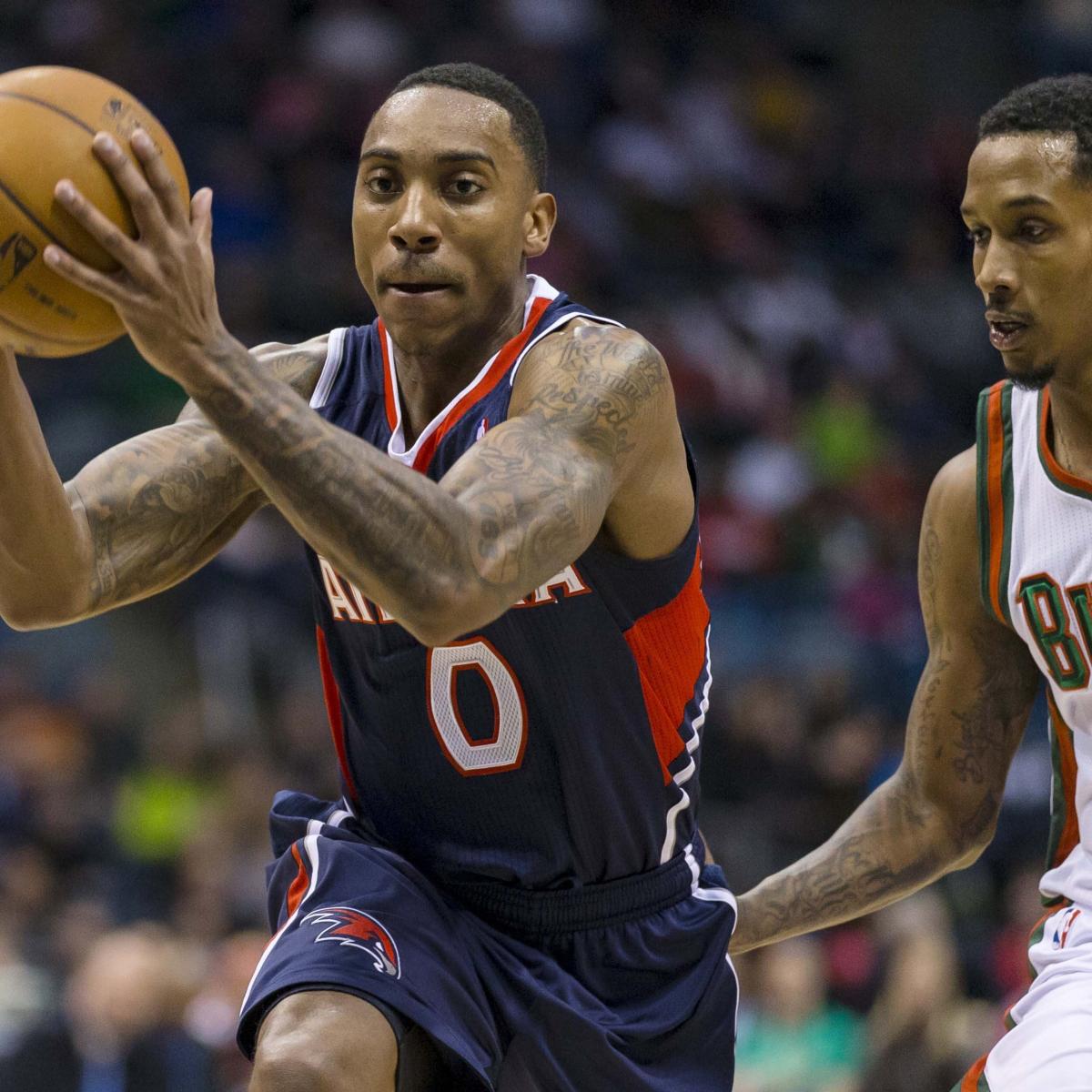 what does a restricted free agent mean in the nba